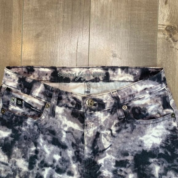 Second Yoga Jeans Women’s 31 Mid Rise Black Camo Print Ankle Jegging Stretch - Picture 3 of 7